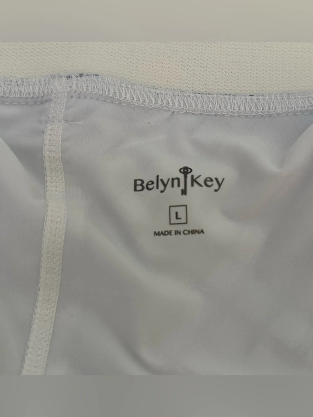 NWOT‎ Women's Essential Skort Belyn Key Blue White Diamond Performance Golf L.